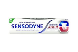 SENSODYNE TOOTHPASTE Sensitivity & Gum Whitening 75ml